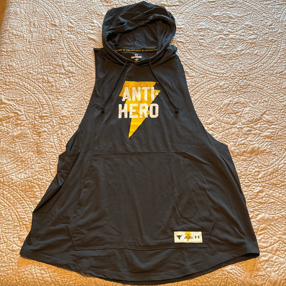 Men’s Under Armour sleeveless hoodie size XXL in black🖤🪨⚡️💪🏽